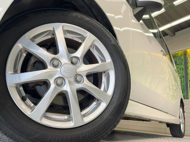 �y����14�C���`�A���~�z�C�[���z�O�ςɃ}�b�`���������A���~�z�C�[���𑕒����Ă���܂��B�e��ЊO�A���~�z�C�[����A�X�^�b�h���X�^�C�����戵�����Ă���܂��B���񂲑��k����������