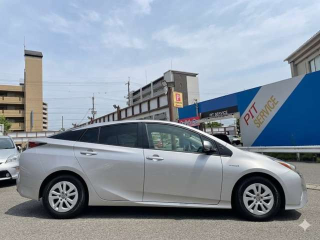 グループ総在庫数200台以上!!豊富な在庫の中からお客様にぴったりな一台をご提案いたします!!
