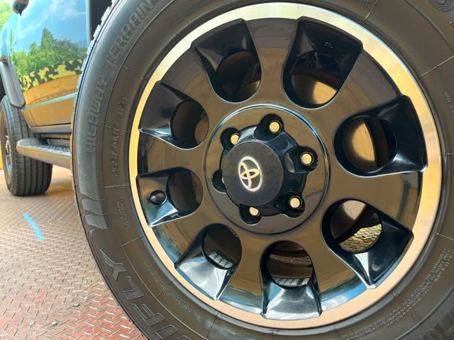 �y����17�C���`�A���~�z�C�[���z�O�ςɃ}�b�`���������A���~�z�C�[���𑕒����Ă���܂��B�e��ЊO�A���~�z�C�[����A�X�^�b�h���X�^�C�����戵�����Ă���܂��B���񂲑��k����������