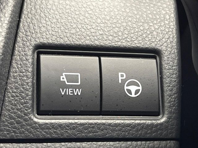 【アドバンストパーク】駐車スペースを検知し、スムーズな駐車をアシスト。狭いスペースへの駐車など、駐車に自信の無い方におすすめの機能です♪