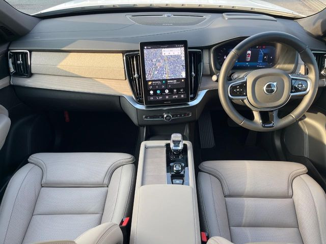 XC90ウルトラ B5 AWD 4WD