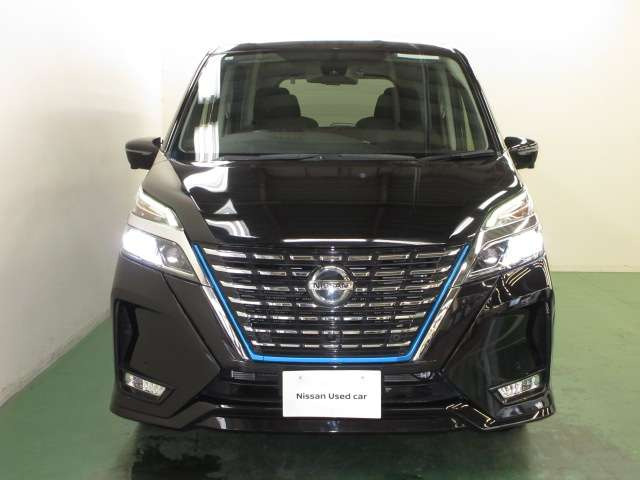 セレナ1.2 e-POWER ハイウェイスターV