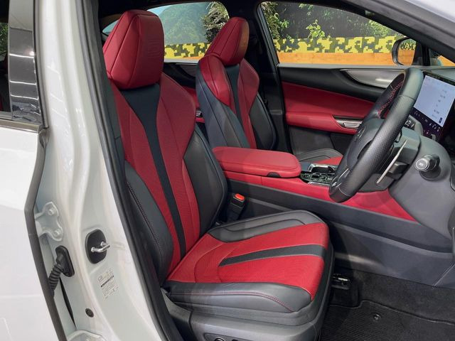 �y��p�X�|�[�c�V�[�g�z�z�[���h���ɗD��A�J�[�u���̑̂������}�����Ă���܂��B�܂��A�̂Ƀt�B�b�g���邩�獘��w�������ɂ����A�����O�h���C�u�⍂�����s�ł����K�ɂ��߂������������܂���