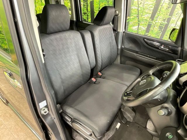 ドライバーによって運転しやすいポジションは異なり、あの車はどうなのか不安なこともありますよね。気になるお車は店頭で乗り込んでご確認いただけます♪