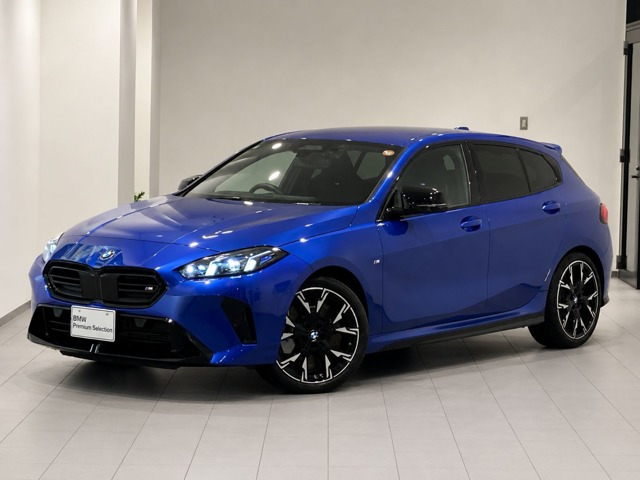 1シリーズM135 xドライブ 4WD