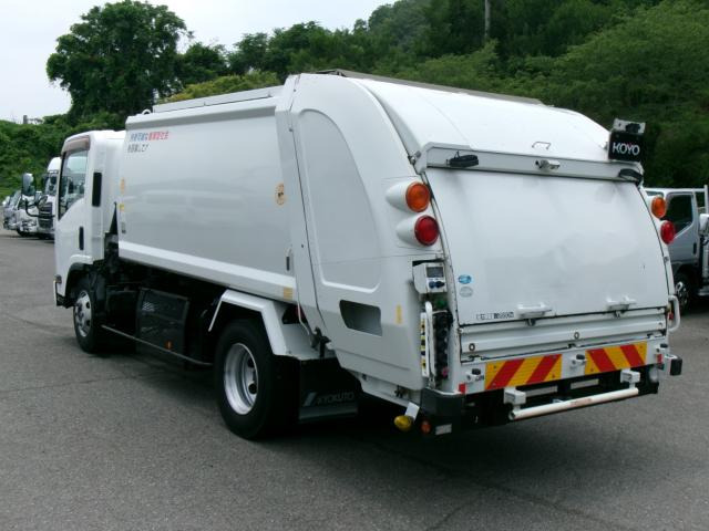 タイタン塵芥車