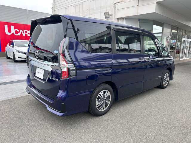 セレナ1.2 e-POWER ハイウェイスターV