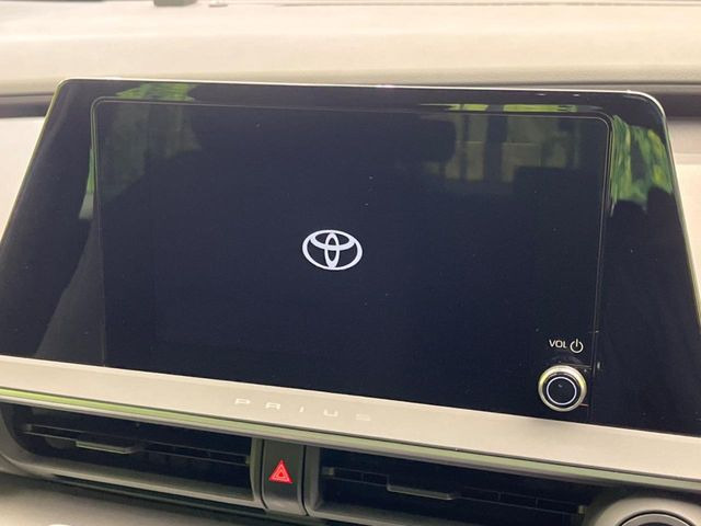 �y8�C���` �f�B�X�v���C�I�[�f�B�I�z���ʂ̃f�B�X�v���C��AppleCarPlay��AndroidAuto�����p�\�B�傫�ȉ�ʂŃX�}�z�i�r�A�v���������p���������܂���