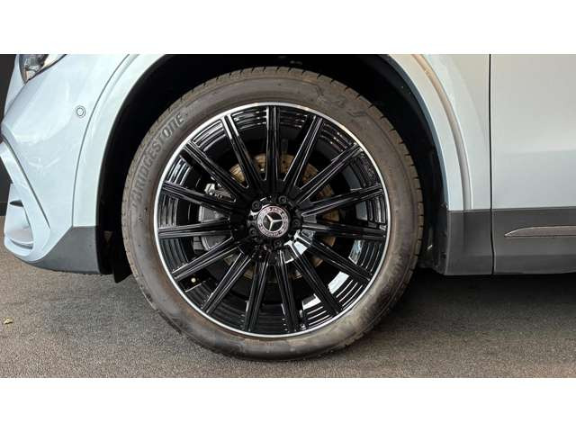 GLAクラスGLA200 d 4マチック アーバン スターズ 4WD