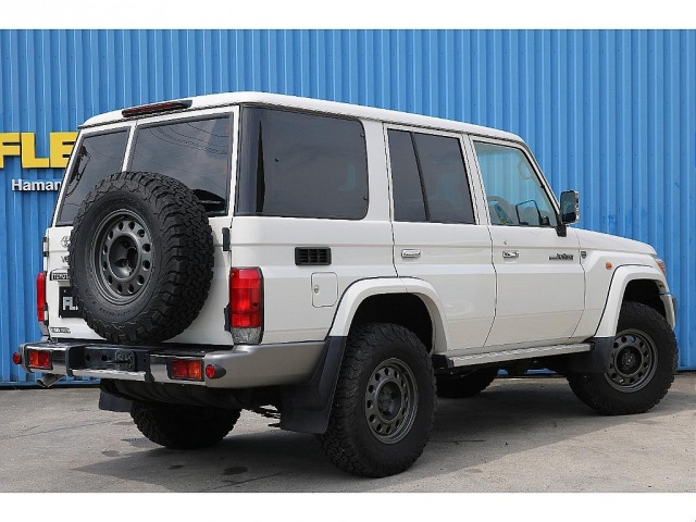 ランドクルーザー704.0 4WD