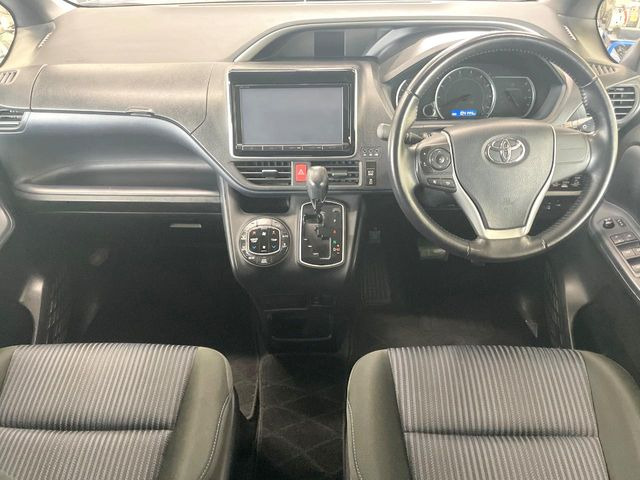 ヴォクシー2.0 ZS 煌