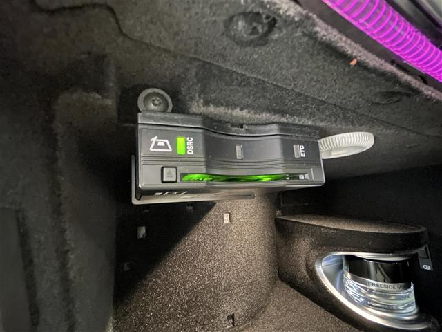 EクラスE220d アバンギャルド AMGライン