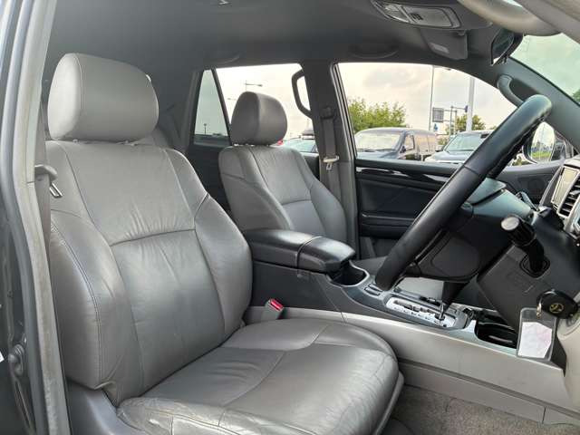 ���������������ɗL��������܂��B�yGLOBAL CREST�K��X�z ��ʌ��K��s��1000�؂قǂ̍L��ȕ~�n�ɏ펞150��ȏ�W�����Ă���܂��B�����ł��������������Ƃ��\�ł��B
