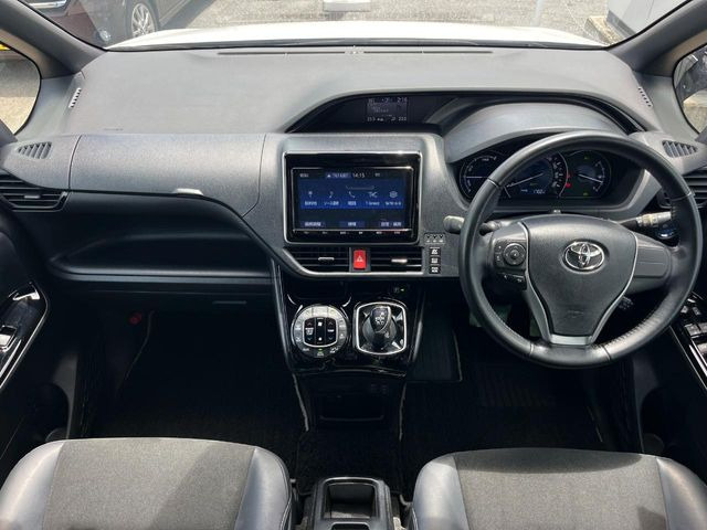 ノア1.8 ハイブリッド Si W×B II