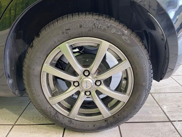 �y15�C���`�A���~�z�C�[���z�O�ςɃ}�b�`�����A���~�z�C�[���𑕒����Ă���܂��B�e��ЊO�A���~�z�C�[����A�X�^�b�h���X�^�C�����戵�����Ă���܂��B���񂲑��k����������