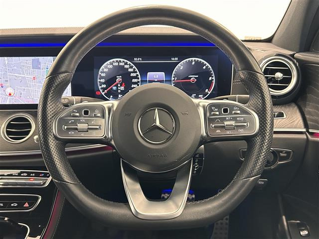 EクラスE220d アバンギャルド AMGライン