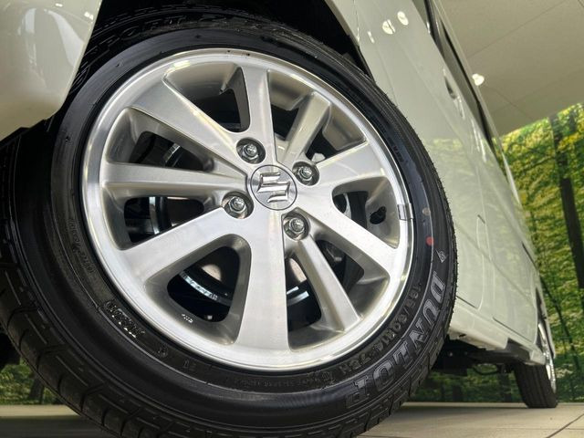 �y����14�C���`�A���~�z�C�[���z�O�ςɃ}�b�`���������A���~�z�C�[���𑕒����Ă���܂��B�e��ЊO�A���~�z�C�[����A�X�^�b�h���X�^�C�����戵�����Ă���܂��B���񂲑��k����������