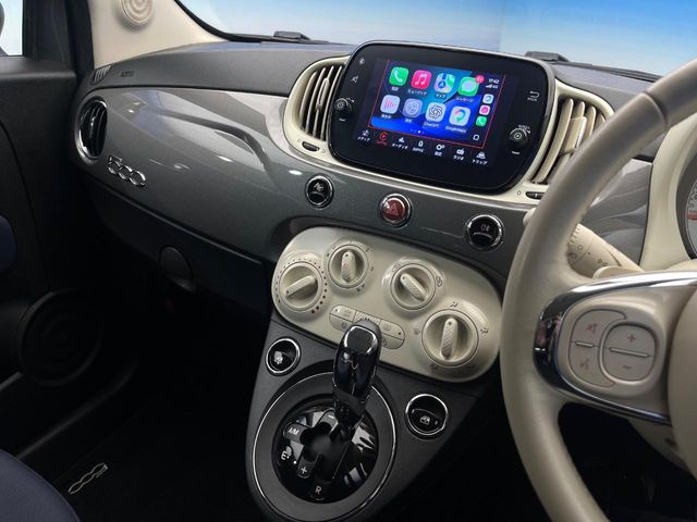 ��Apple Car Play:�X�}�z�Ƃ̗L���ڑ��ŁA�i�r�E�I�[�f�B�I�Đ��ȂǃX�}�z�̃A�v���@�\����ʂł��g����֗��@�\�ł�!