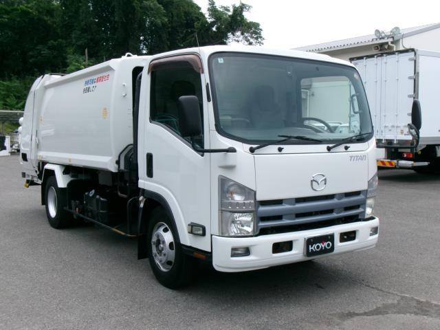 タイタン塵芥車