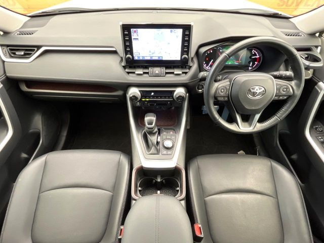 RAV42.0 G Zパッケージ 4WD