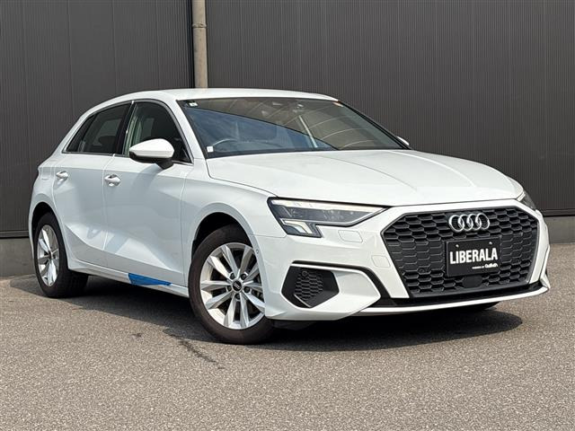A3セダン30 TFSI