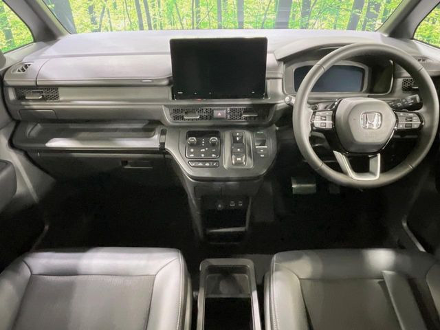 ステップワゴン2.0 e:HEV スパーダ