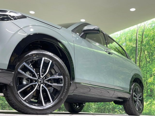 �y����18�C���`�A���~�z�C�[���z�O�ςɃ}�b�`���������A���~�z�C�[���𑕒����Ă���܂��B�e��ЊO�A���~�z�C�[����A�X�^�b�h���X�^�C�����戵�����Ă���܂��B���񂲑��k����������