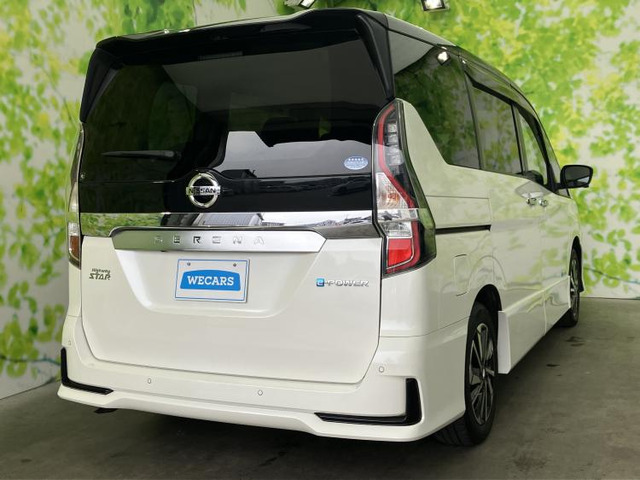 セレナ1.2 e-POWER ハイウェイスターV