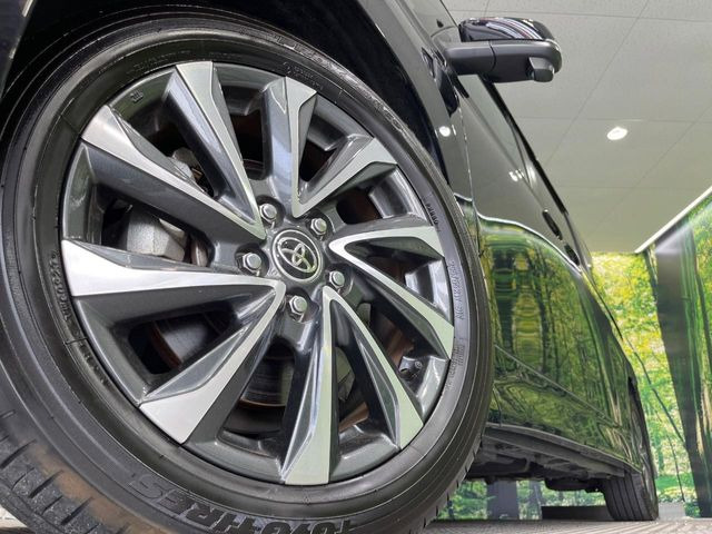 �y����17�C���`�A���~�z�C�[���z�O�ςɃ}�b�`���������A���~�z�C�[���𑕒����Ă���܂��B�e��ЊO�A���~�z�C�[����A�X�^�b�h���X�^�C�����戵�����Ă���܂��B���񂲑��k����������