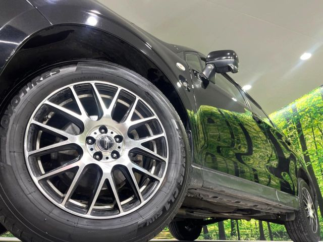 �y17�C���`�A���~�z�C�[���z�O�ςɃ}�b�`�����A���~�z�C�[���𑕒����Ă���܂��B�e��A���~�z�C�[����A�X�^�b�h���X�^�C�����戵�����Ă���܂��B���񂲑��k����������