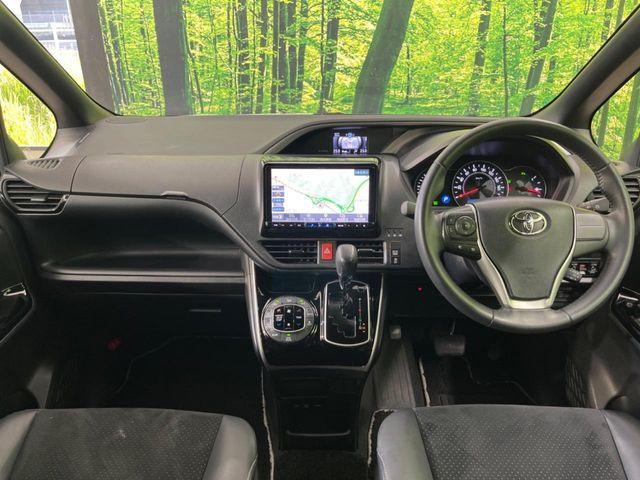 ヴォクシー2.0 ZS 煌III