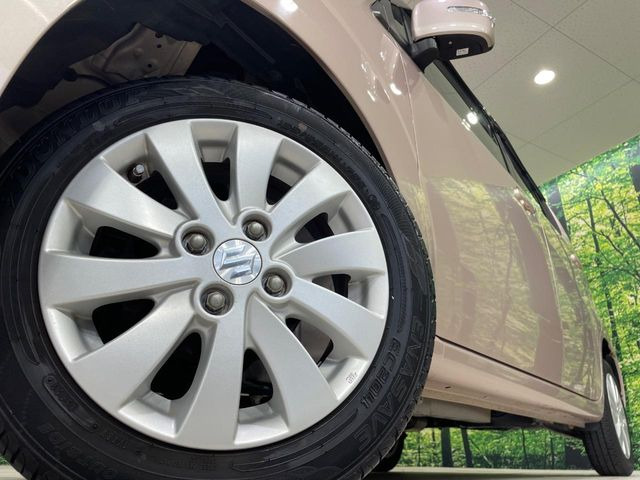 �y����14�C���`�A���~�z�C�[���z�O�ςɃ}�b�`���������A���~�z�C�[���𑕒����Ă���܂��B�e��ЊO�A���~�z�C�[����A�X�^�b�h���X�^�C�����戵�����Ă���܂��B���񂲑��k����������