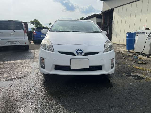 プリウス1.8 S