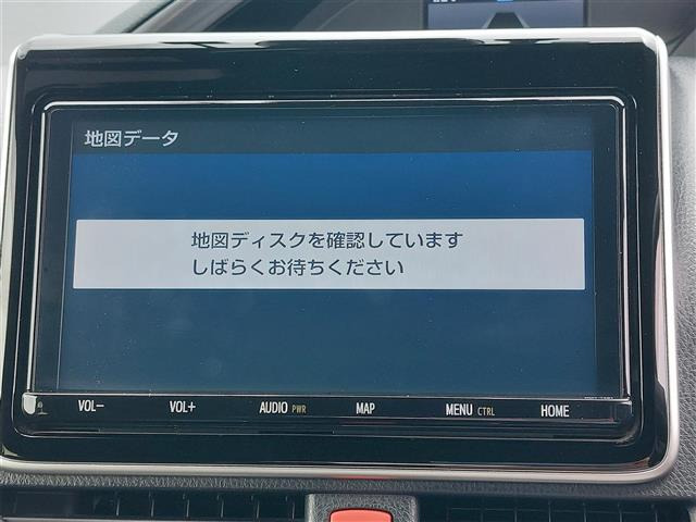エスクァイアハイブリッド1.8 Gi プレミアムパッケージ ブラックテイラード