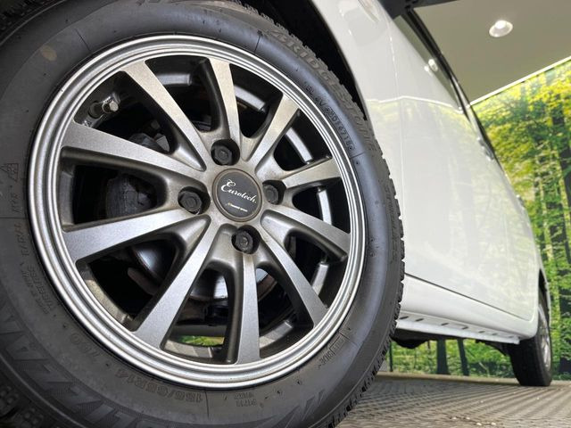 �y14�C���`�A���~�z�C�[���z�O�ςɃ}�b�`�����A���~�z�C�[���𑕒����Ă���܂��B�e��A���~�z�C�[����A�X�^�b�h���X�^�C�����戵�����Ă���܂��B���񂲑��k����������