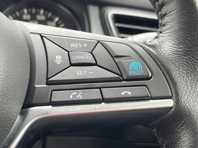 エクストレイル2.0 20Xi