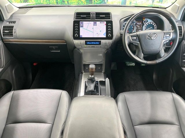 ランドクルーザープラド2.7 TX Lパッケージ マットブラック エディション 4WD