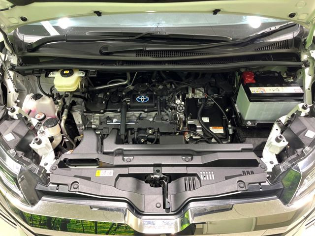 親切・丁寧な専門メカニックスタッフが応対!・車検・点検整備・事故等の修理などアフターサービスも安心。お車のカスタマイズもネクステージのサービススタッフまでご相談ください!