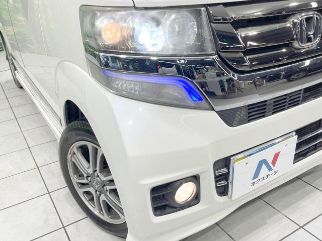 �yLED�w�b�h���C�g�z���V����ԑ��s�����ǍD�Ȏ��E���m�ۂ����S���ĉ^�]�ł��鍂�P�xLED�w�b�h���C�g�𑕔�!�_�����x�������A����d�͂��}�����Ă��܂��B