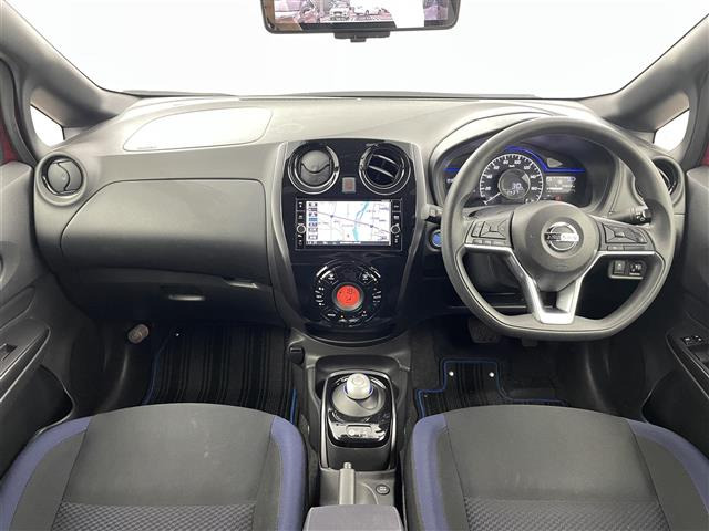 ノート1.2 e-POWER X ブラックアロー