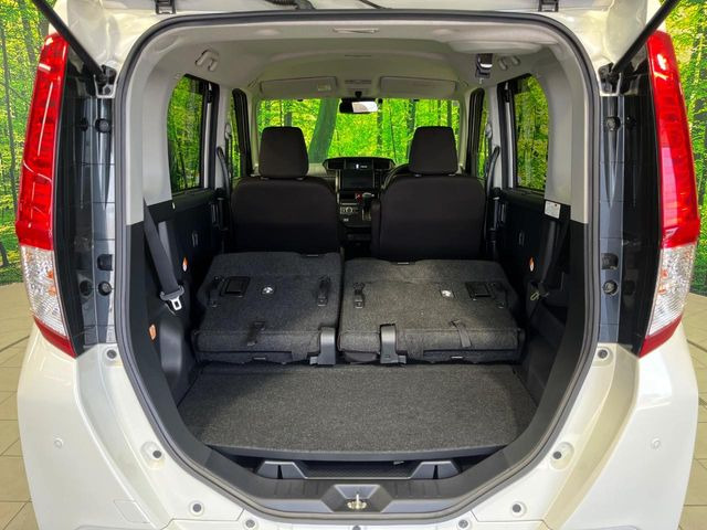 普段のお買い物や通勤、送迎等に十分な荷室スペースを確保しております。セカンドシートを倒すと、大きな荷物の積載も可能です♪