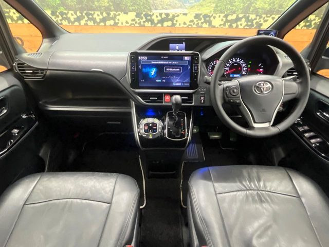ヴォクシー2.0 ZS 煌