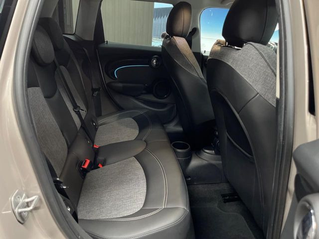 ���㕔���Ȃ��C�ɂȂ�悤�ȃL�Y�E�����ւ��蓙�A�傫�ȃ_���[�W�͂Ȃ��A�ǍD�ȏ�Ԃł��B