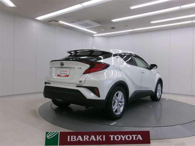 C-HRハイブリッド 1.8 S GR スポーツ