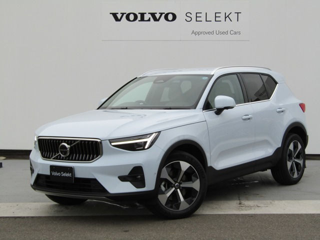 XC40ウルトラ B4 AWD 4WD