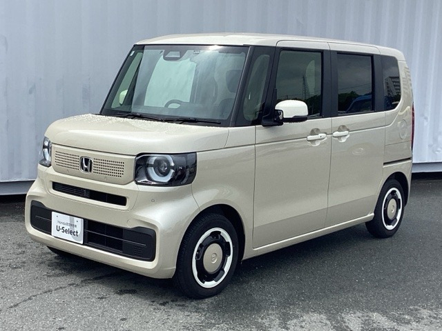 N-BOXファッションスタイル モノトーン