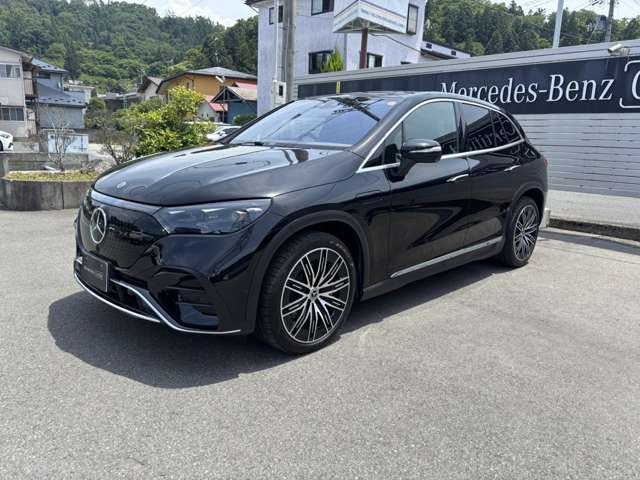 EQS SUV