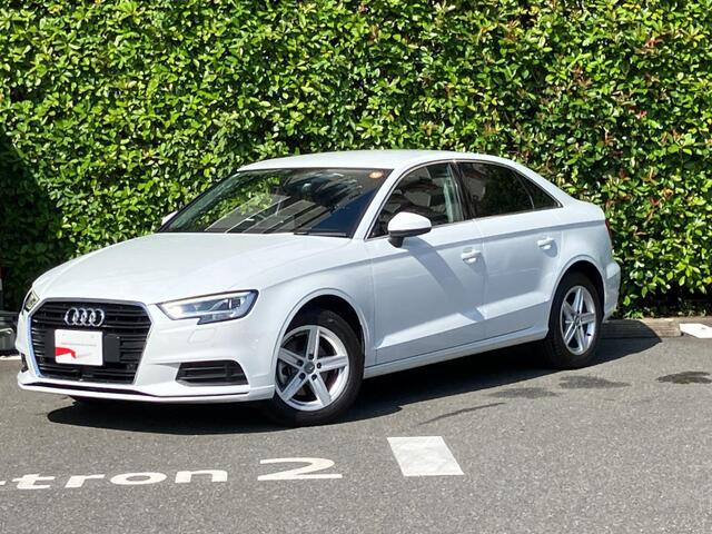A3セダン30 TFSI