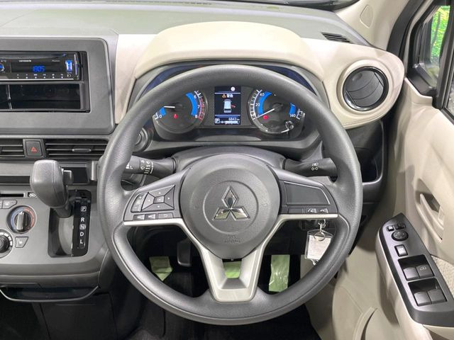 �y�X�e�A�����O�X�C�b�`�z�^�]���A�O������ڐ������炷���ƂȂ��A�I�[�f�B�I���̑��삪�\�ȕ֗��@�\!���S&���K�ȃh���C�u�����o���Ă���܂���
