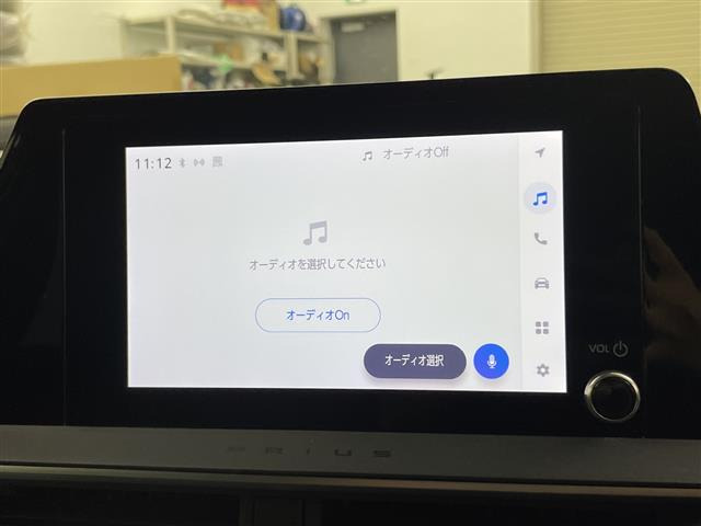 プリウス1.8 X E-Four 4WD